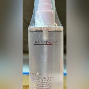 MANNAKADAR HYDRATION HAPPY HYDRATING FACE MIST. New.
